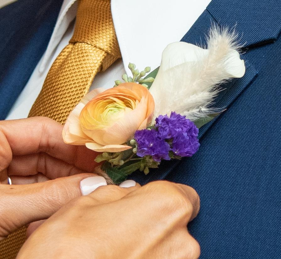 Boutonnieres flower arrangement